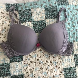 Victoria Secret Dream Angels Push-Up. Size 36 B.